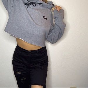 Nike Cropped Hoodie
